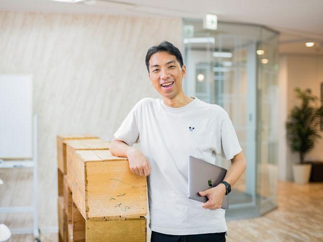 代表取締役の加藤氏。アプリケーションの開発や顧客のビジネスサポート全般を統括している。