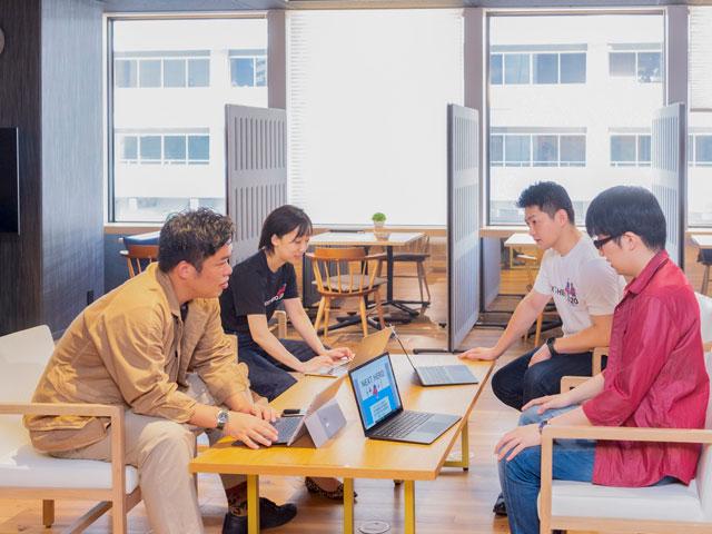 受注した業務は、どの就労継続支援事業所が得意としているか、どのように業務差配すれば円滑にご対応いただけるかを従業員同士でコミュニケーションしながら進めていきます。