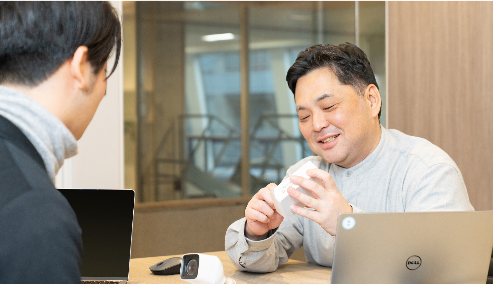 自社プロダクトだからこそ、自分がこうしたいと思うことを機能として実現していける楽しさや、事業成長にダイレクトに貢献していることを実感できますよ。

と現場エンジニアが語ってくれました！