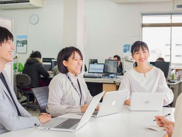 働きやすい環境づくりにも力を入れ、県や市等の行政から数々の賞を受賞している。