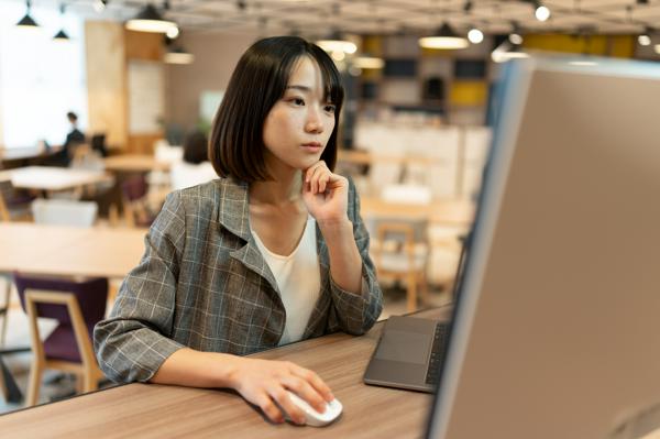 募集している求人：CRMマーケティング企画　マネージャー候補