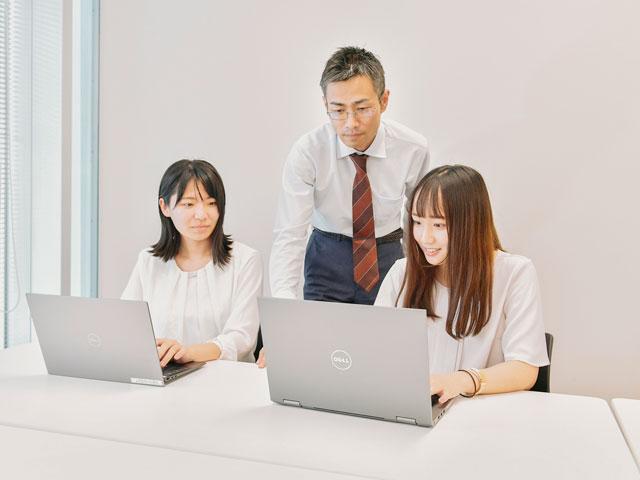 単なる「派遣」「受注」「請負」といった枠にとらわれず、システム開発からコンサルティングまで一貫して請け負う「ワンストップITソリューション」を提唱。