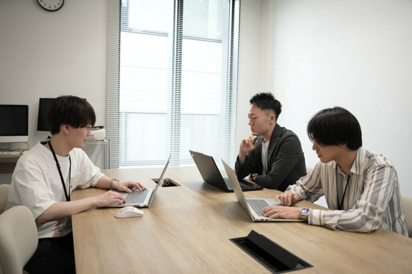 募集している求人：アカウントプランナー（広告営業）第二新卒歓迎！