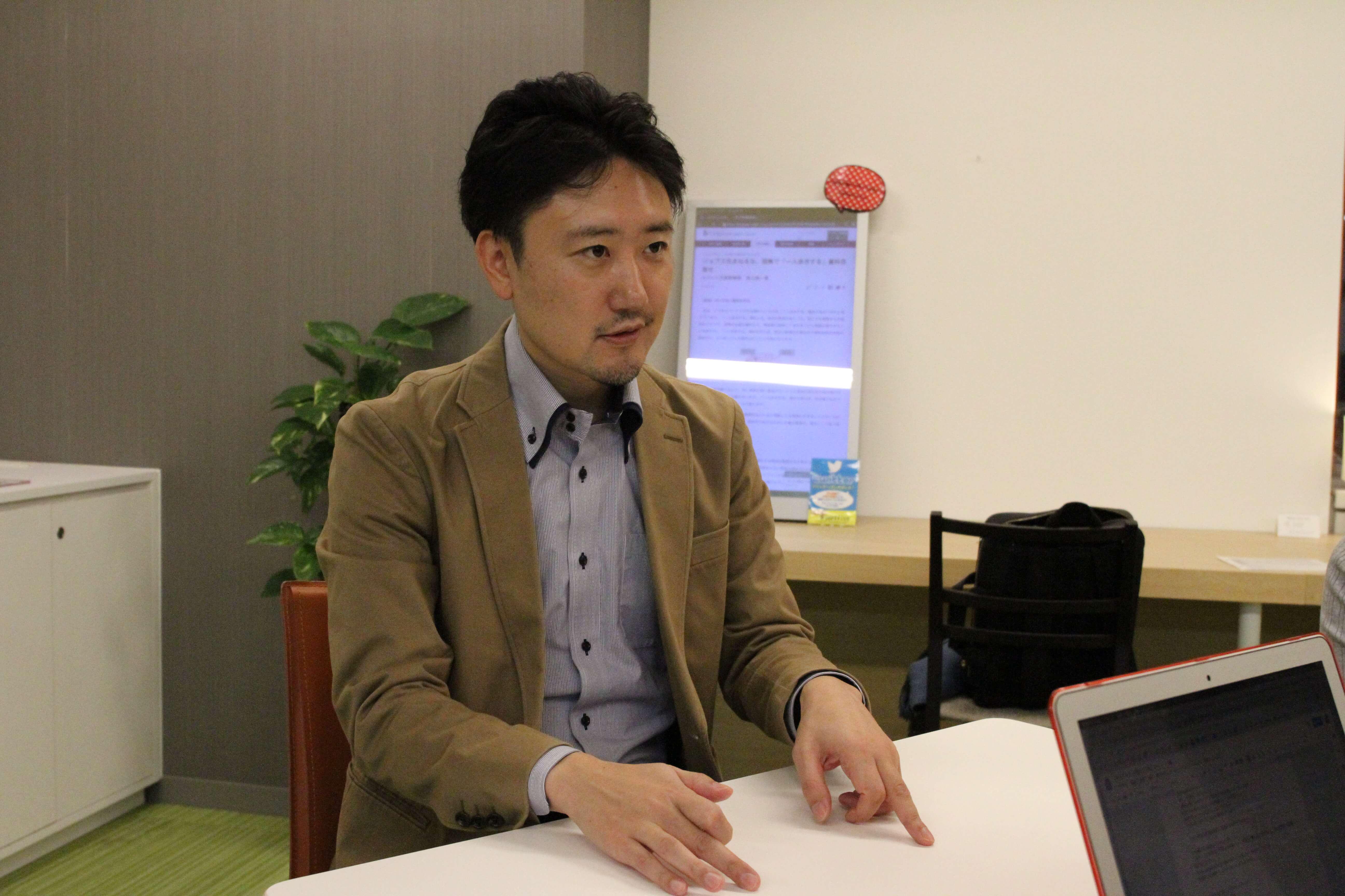 現状、まだ経験浅いメンバーが多く、育てる力を持ったエンジニアの採用が急務となっております。