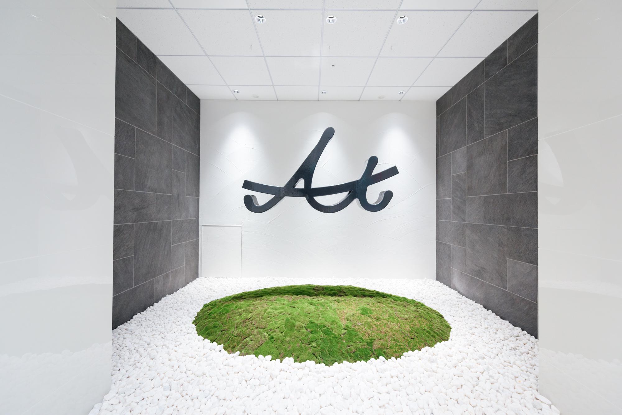 オークファンは東証グロースに上場し、事業は急成長中。