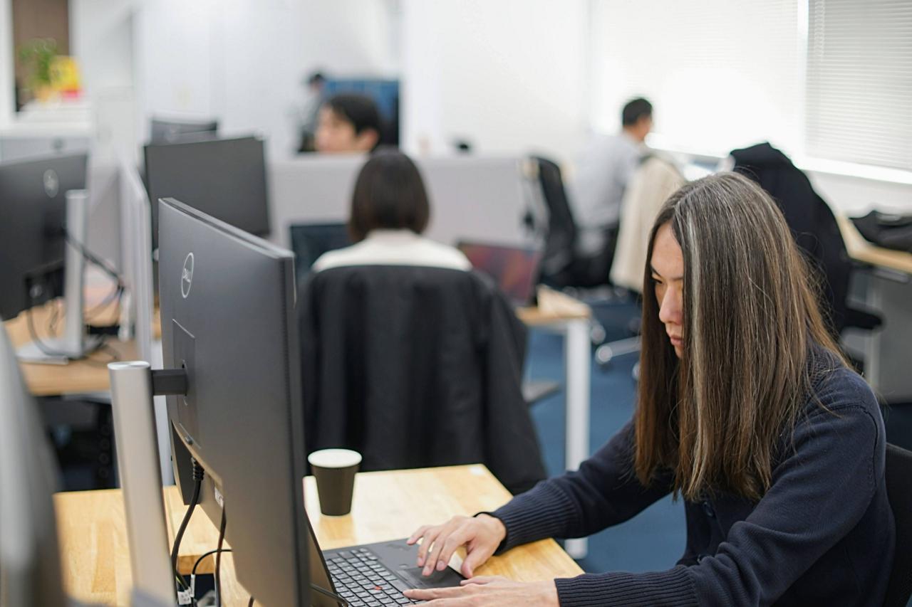 株式会社トラストバンク 求人画像1