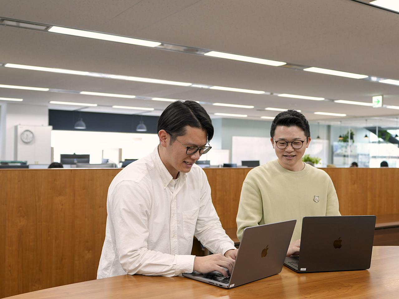 株式会社トラストバンク 求人画像1