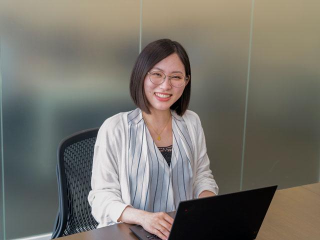 育児休業からの復職者が多く、10年以上勤務する社員が6割強を超えるというのも頷ける。