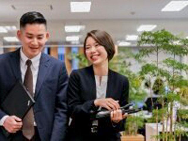 仕事を通じてスキルを得られるほか、グループ全体ではe-ラーニングやエンジニア専用の研修施設等の充実した教育体制があり、自分のペースで必要なスキルや資格取得の学習を進めることができる。