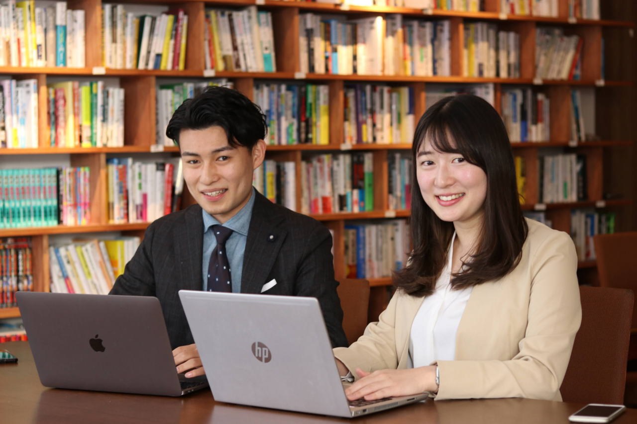 株式会社UZUZ 求人画像1