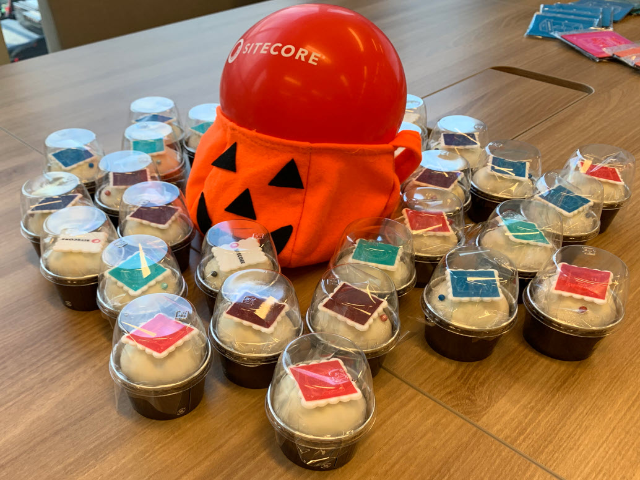 あなたが甘党なら、定期的に開催される社内イベントで配られるカップケーキやスナックも平らげられるでしょう。