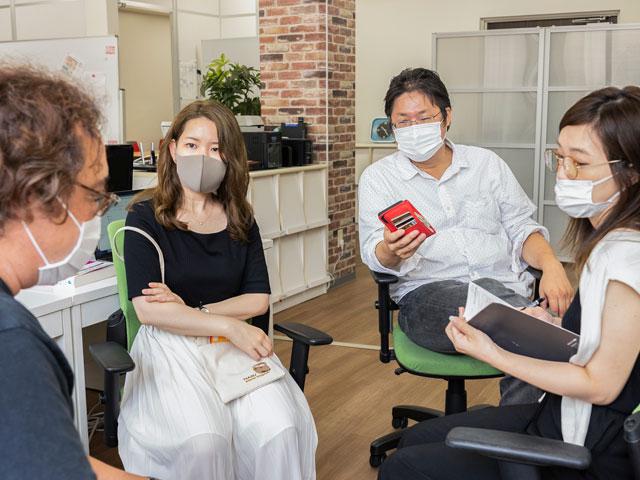 成長と自立にプライオリティを置く組織らしく、メンバーの多くはリモート勤務で、働き方に面倒なルールは少ない。