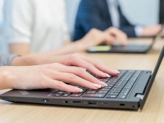 代表取締役の柴原慶一氏は、2018年のノーベル医学生理学賞受賞論文の共著者。