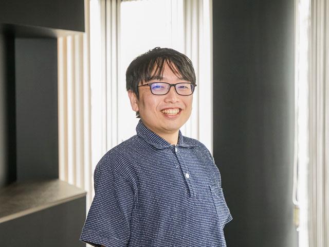 セキュリティ領域のスペシャリストとして高い評価を得る創業者・CEOの軍司祐介氏は、意思決定者に対する情報の重要性に関する理解を促すことが自社の役割であると説明している。