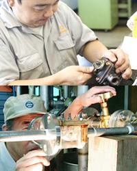 特殊なニーズに対応する多様な機器・装置を<br>開発・提供している