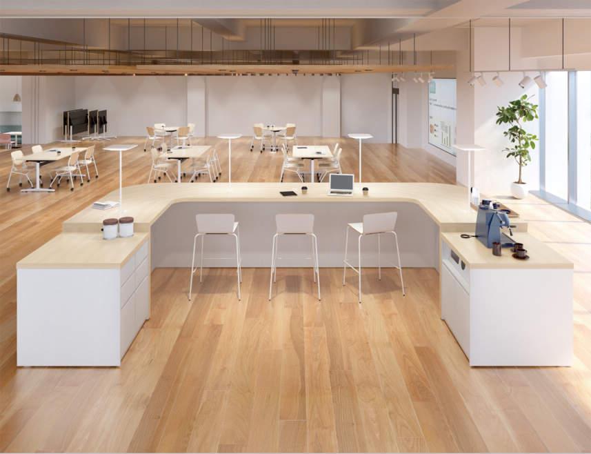 用途に合わせて利用ができるカフェスペースや集中スペースを用意。