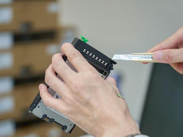 キッティング・メンテナンス・ヘルプデスクといった“人”による付加価値を高め、同社が関わる独自性を生み出している。