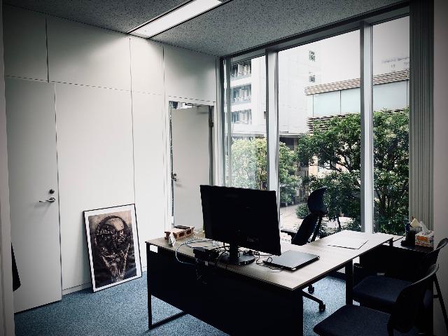 ビッグデータやAI等を活用し、消費者の新たなニーズに応える自社ネットスーパーの立ち上げも行う。