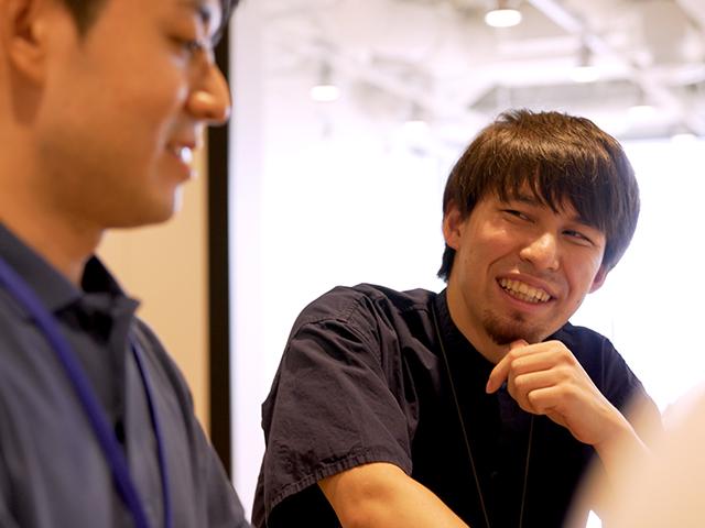 求める人物像は、自己成長意欲が高く、協調性があり、チームプレーを推進できる人。同時に、独り立ちして業務を遂行していく意志がある人。