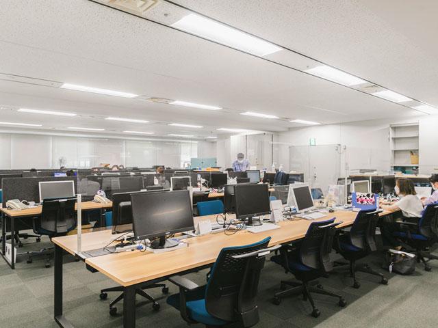 単に商品をレンタルするだけではなく、必要な周辺機器も含めトータルサポートをしているのが特徴。