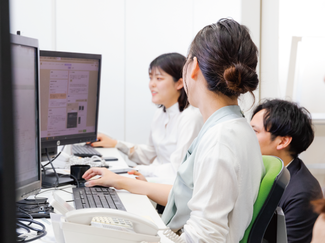 これまで培ってきた顧客基盤を活用し、さらなるチャレンジを続けていきたい同社。成長意欲が高い人にはピッタリの職場だろう。