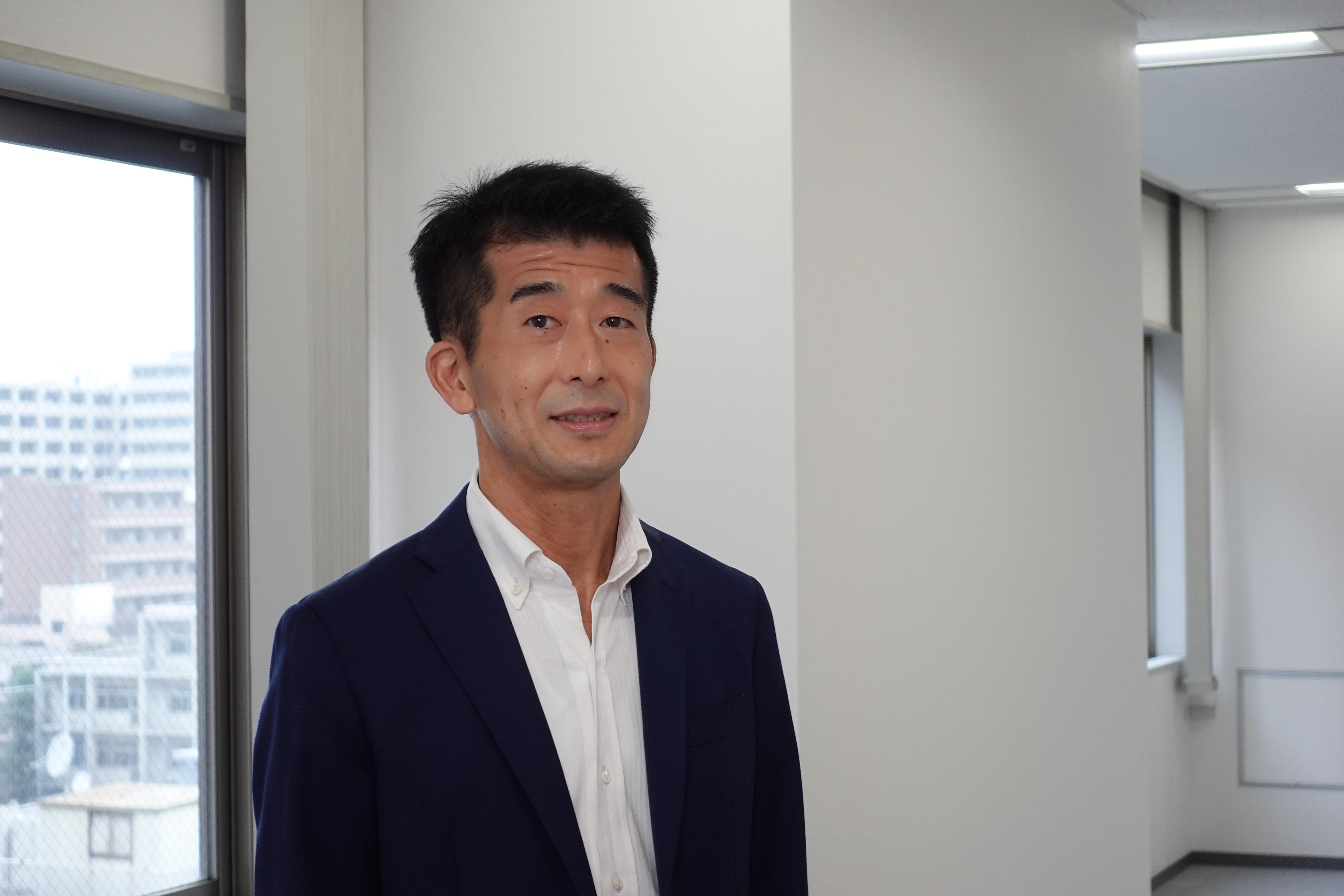 代表取締役社長　星野 嗣教 氏