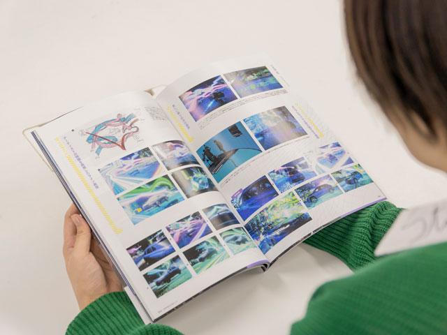 出版部門では、1998年創刊の国内唯一のCG専門月刊誌『CGWORLD』を発行。