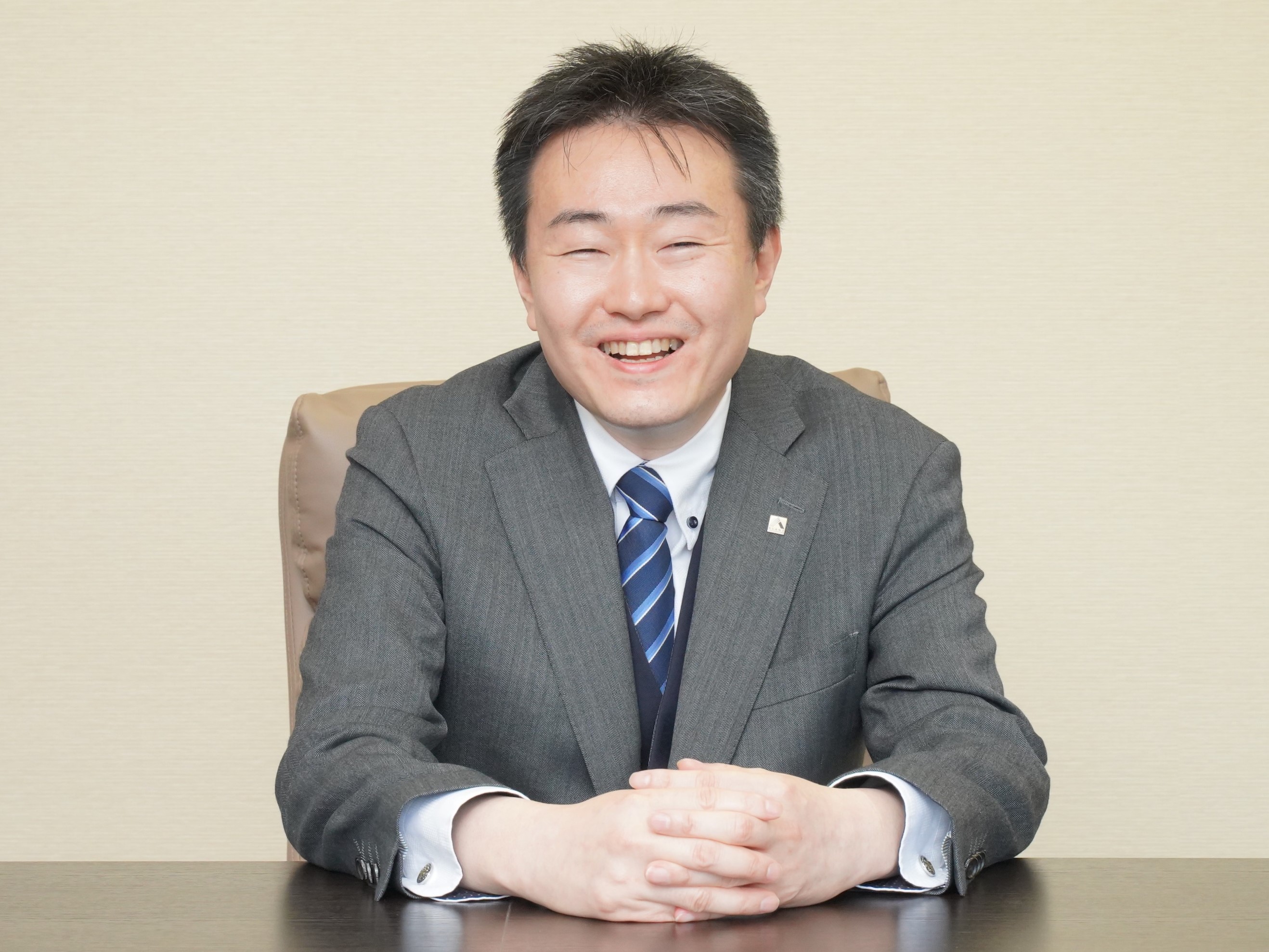 代表取締役CEO：鈴木将親
元エンジニアとしてシステムコンサルタントからシステムエンジニアまで幅広く担当。