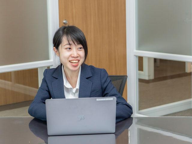 “自分の力を信じられる”、そして自ら考えながら行動できる技術者を求めている。