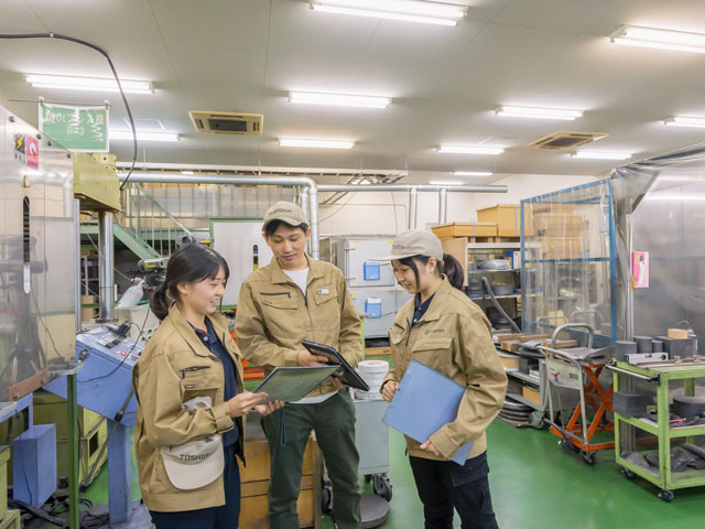 日本の中小製造業の技術や技能が失われることを防ぎ、次世代に繋ぐことがミッションだ。