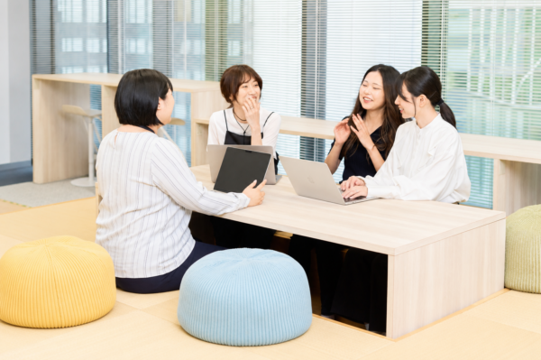 募集している求人：自社サービス、個別開発の提案営業（営業経験3年以上かつ法人営業経験1年以上）