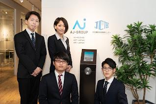 仕事でもプライベートでも仲のいい先輩たち。仕事の進め方から、プライベートな相談までできちゃう頼りになる先輩ばかりです！