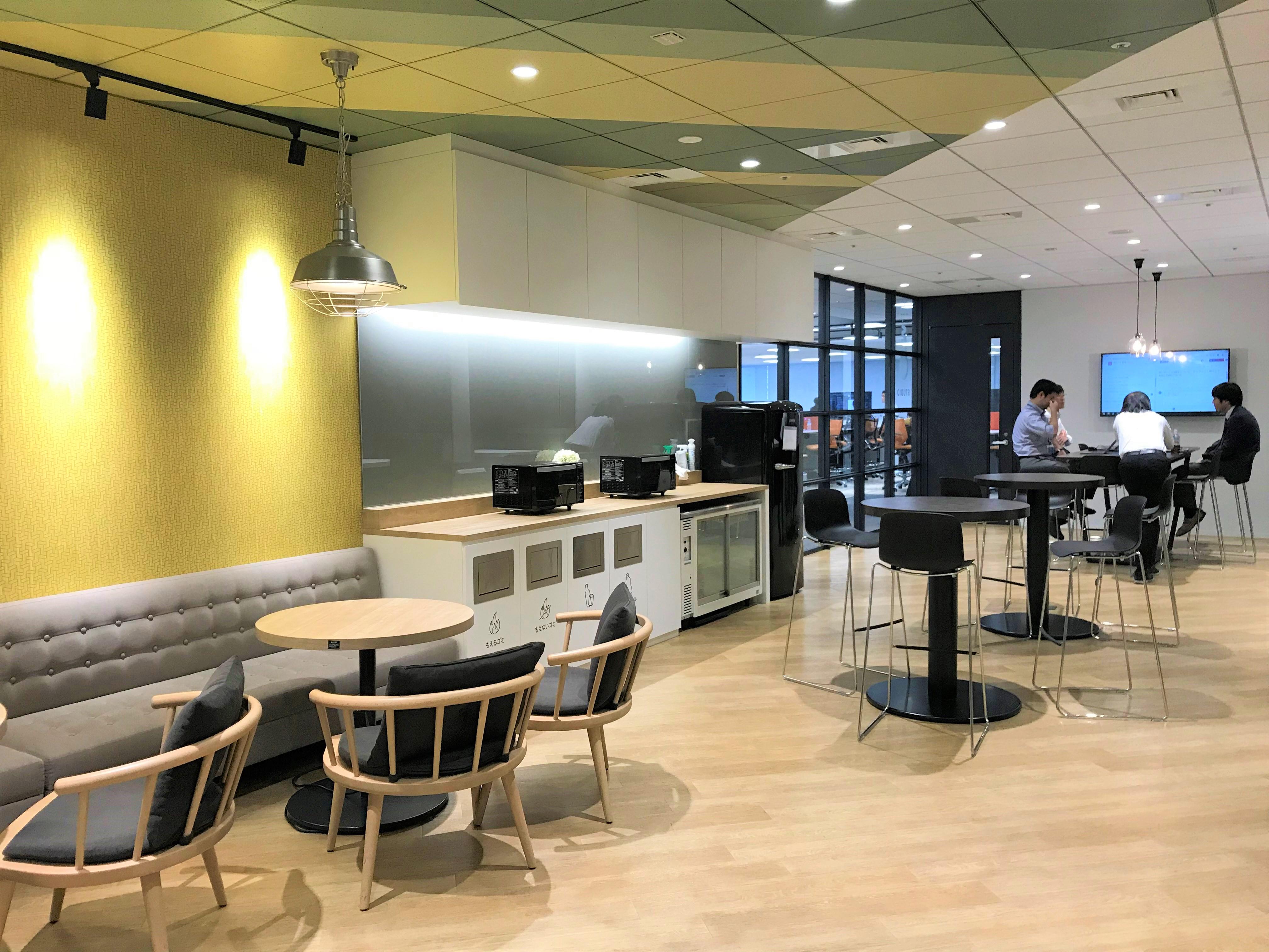 三菱地所グループ内の各社に対して、情報システムの開発、保守・運用、企画、コンサルを提供している。