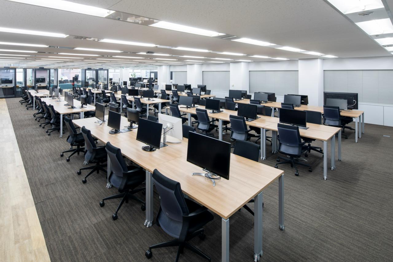 Momentum株式会社 求人画像1