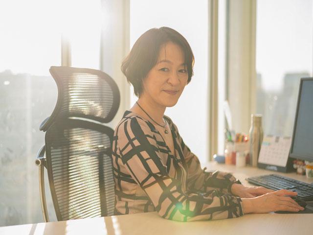 “ユニークさ”を自社の価値観として体現し、社員の積極性を成長に繋げる社風を持つ同社は今、攻めの姿勢でトライする人材を広く求めている。
