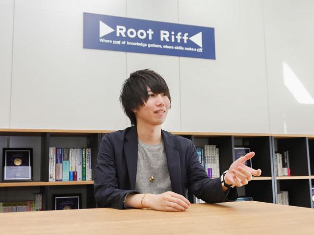 彼を含め、CCIEホルダーが5名おり、そのうち3名がマルチホルダーというハイレベルな技術者集団である。