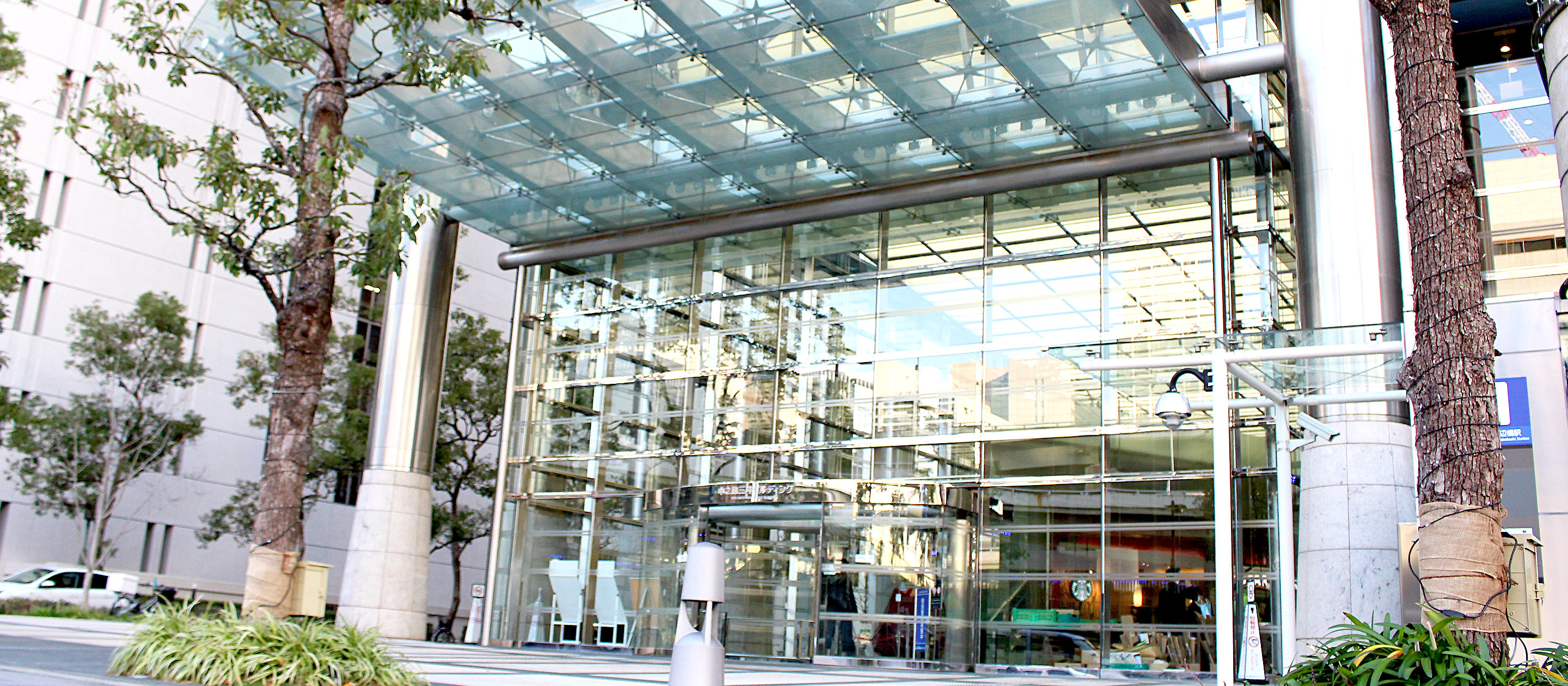 創業時から事業ポリシーに掲げたのが「世の中の誰も取り組めていない社会問題や特定業界の問題を解決する」こと。