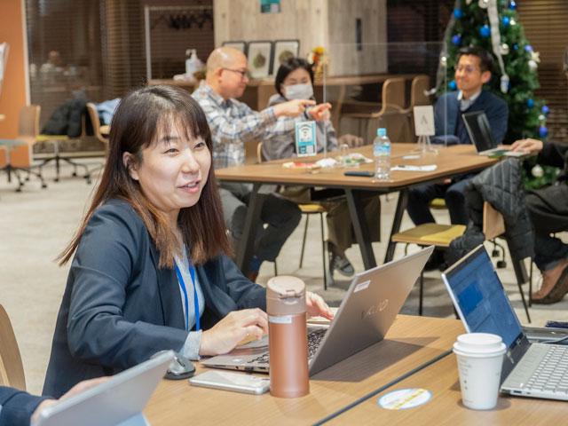 同社は2015年から本格的にメンタルヘルス対策をスタート。様々な業種から新メンバーがジョイン