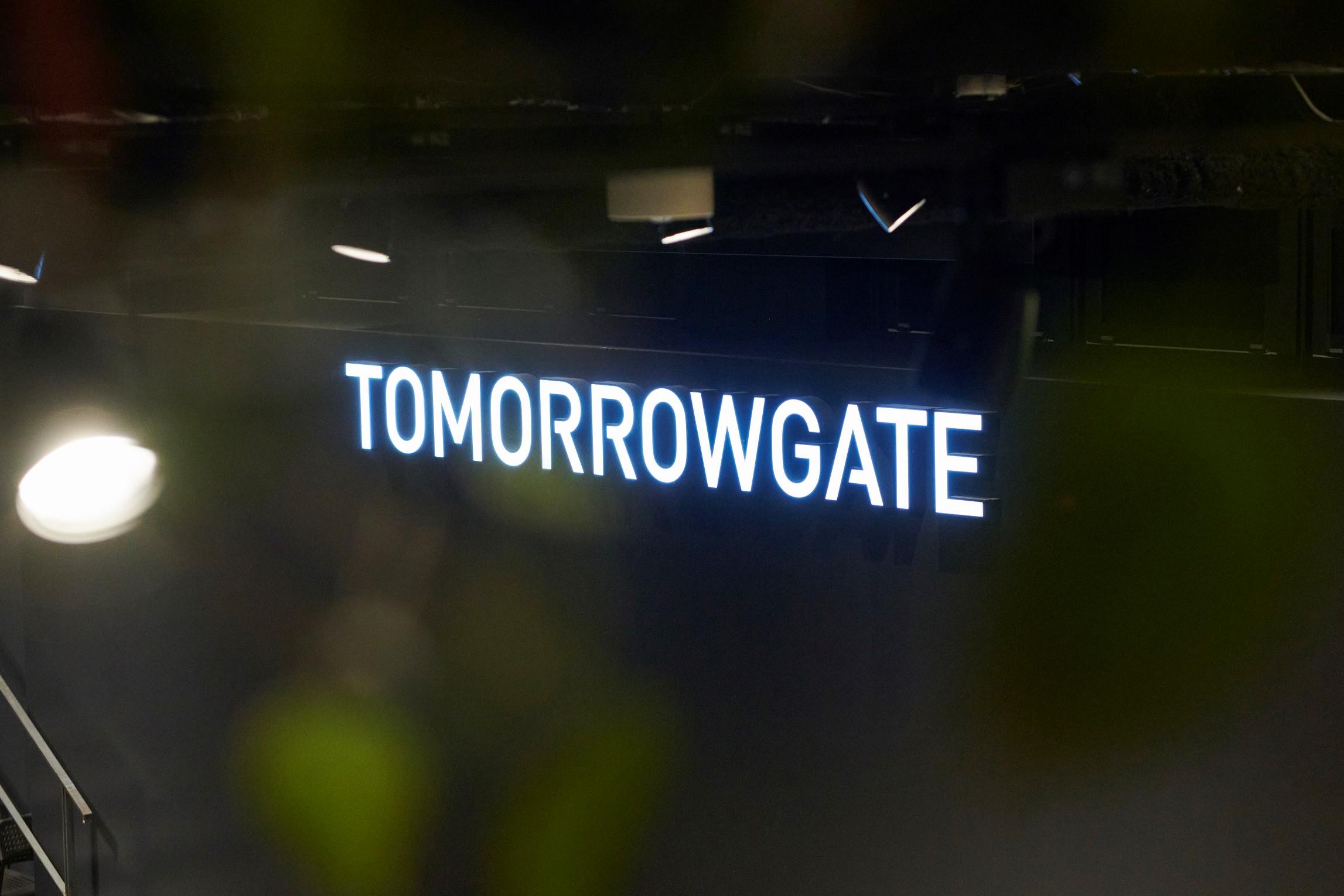 TOMORROWGATE、直訳すると「明日の扉」。関わるひとが一歩前に進める”きっかけ”となる会社であることを企業ミッションに常識に囚われないワクワクを生みだし続ける。