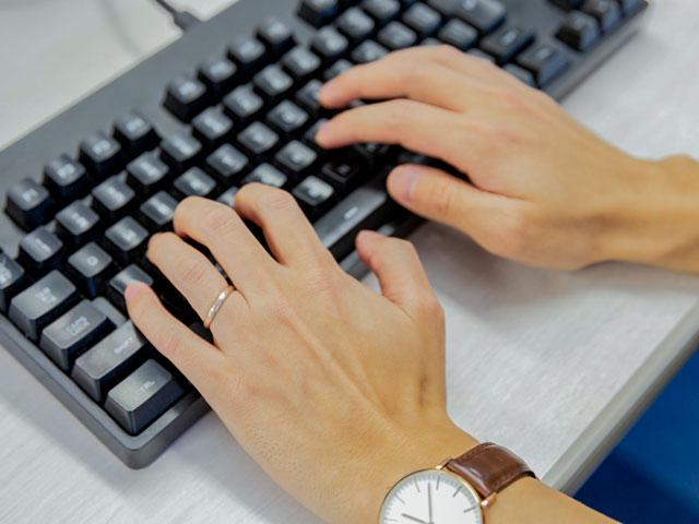 メインフレームによるクレジットカードシステムも手掛けており、同社の主力分野のひとつになっている。
