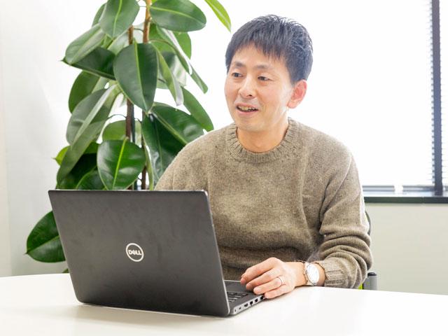 PythonやNode.js等の新しい技術を使い、検索等のビッグデータを解析してエンドユーザーの情報を分析・抽出するWebアプリの開発も。