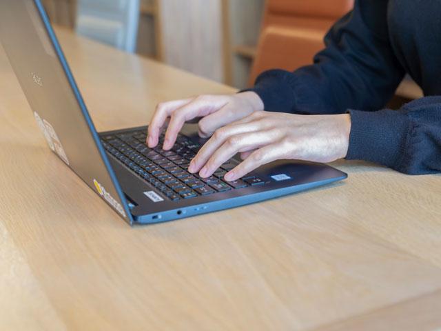 近年は受託開発の体制も強化。