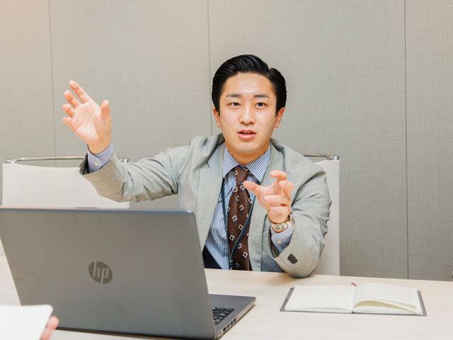 弁護士・歯科医師・エンジニアのための人材ビジネスを中心に、SESや人材派遣等、技術者の「働く」を支援している同社。