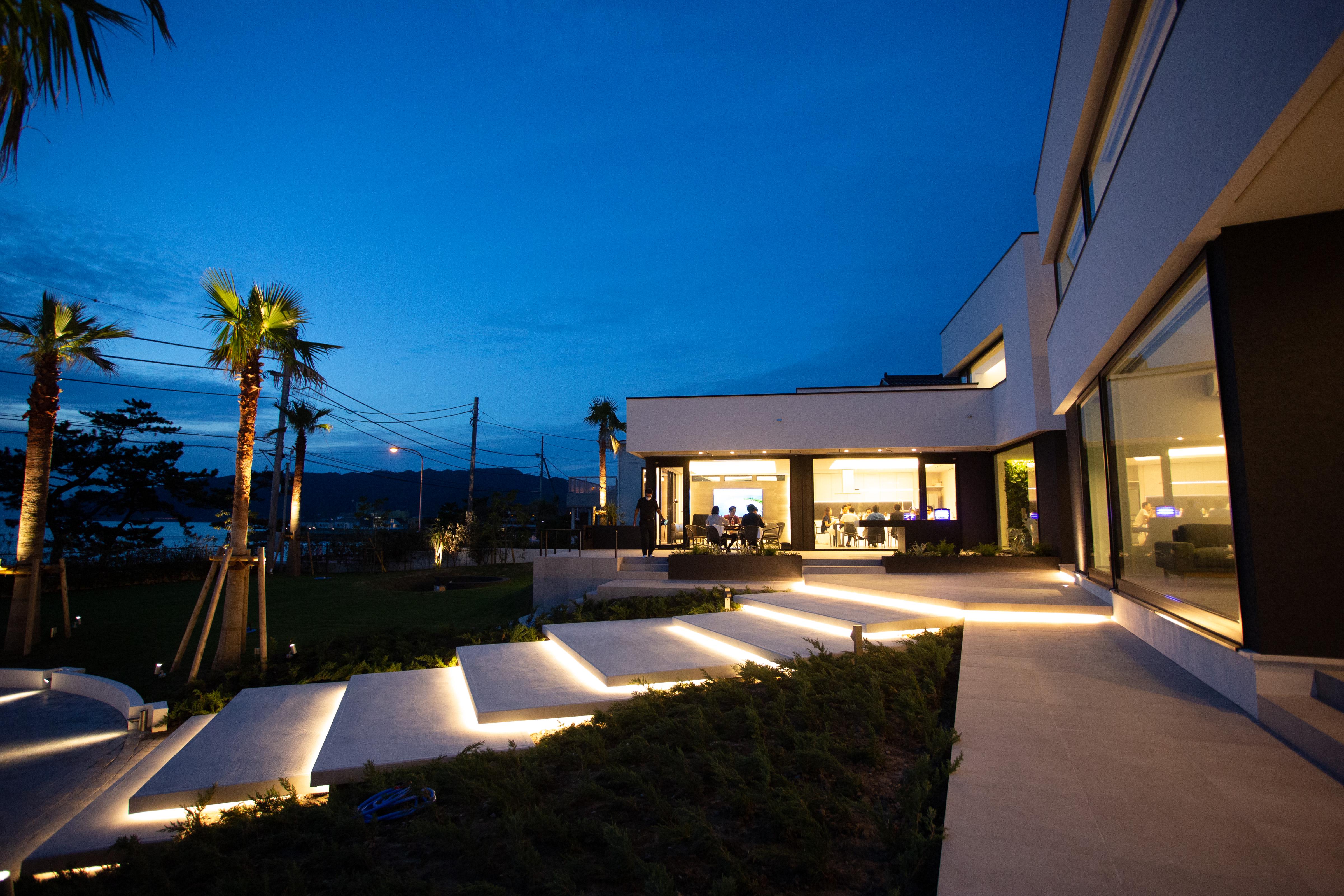 工夫されたオフィススペースや社内環境で創造性を豊かに。