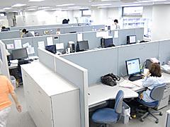 整然としたオフィスでは、<br />いくつものプロジェクトが進行している