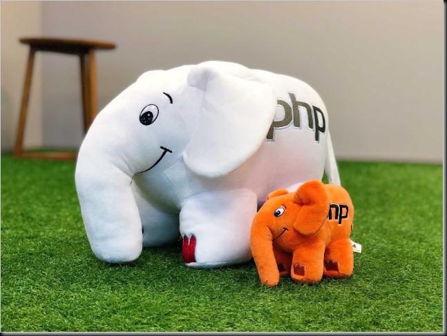 主な技術スタックはSymfony/Angular/AWSです。