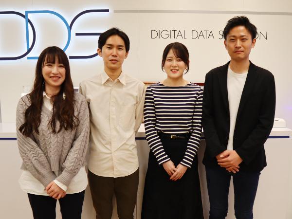 平均年齢28歳！
若手から第一線で活躍しています。