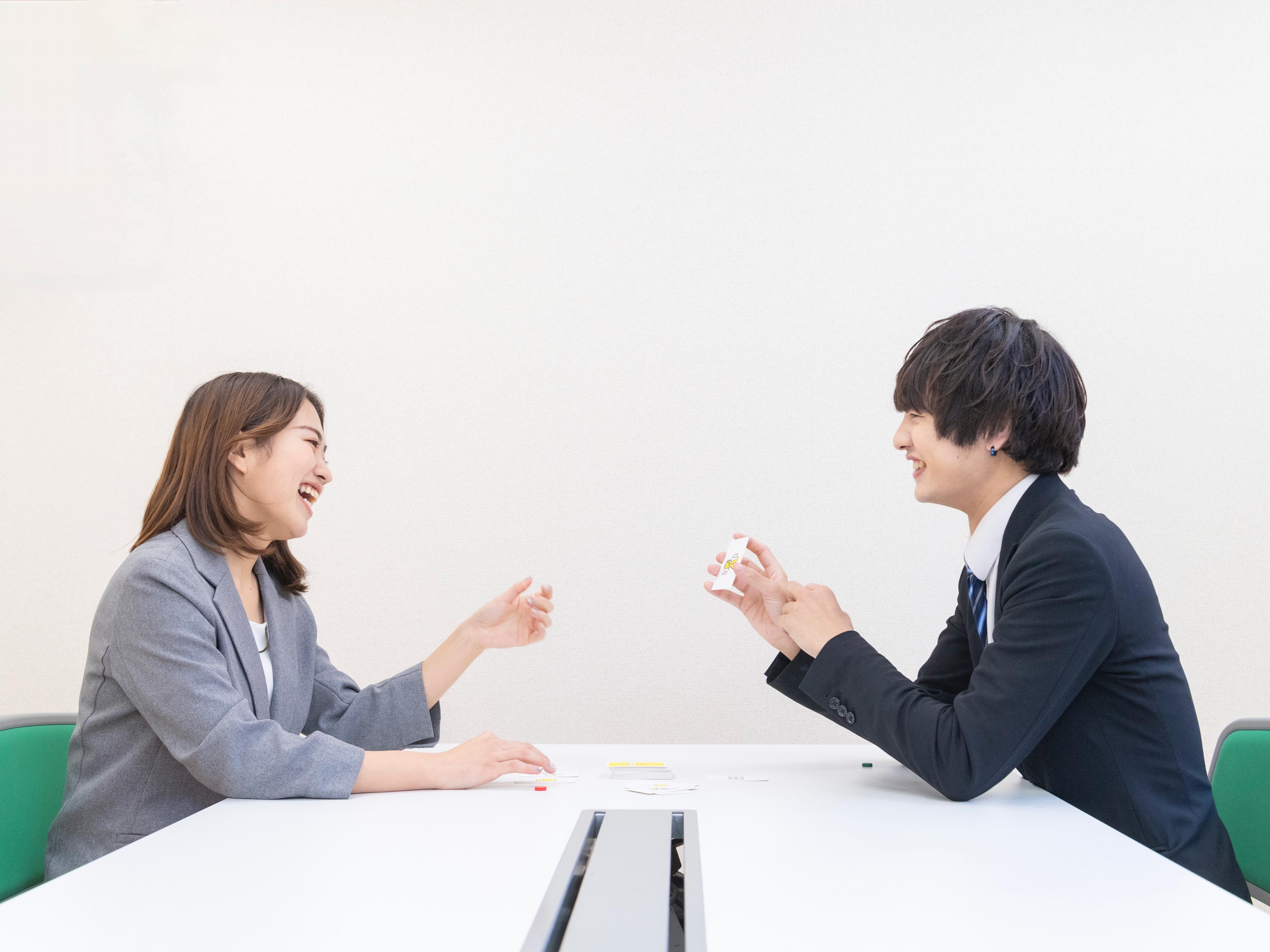 全員が同じ方向を向くために“誰とするか”を極めて重視し、社員全員が人事部を兼務するといったユニークなカルチャーは特徴的。