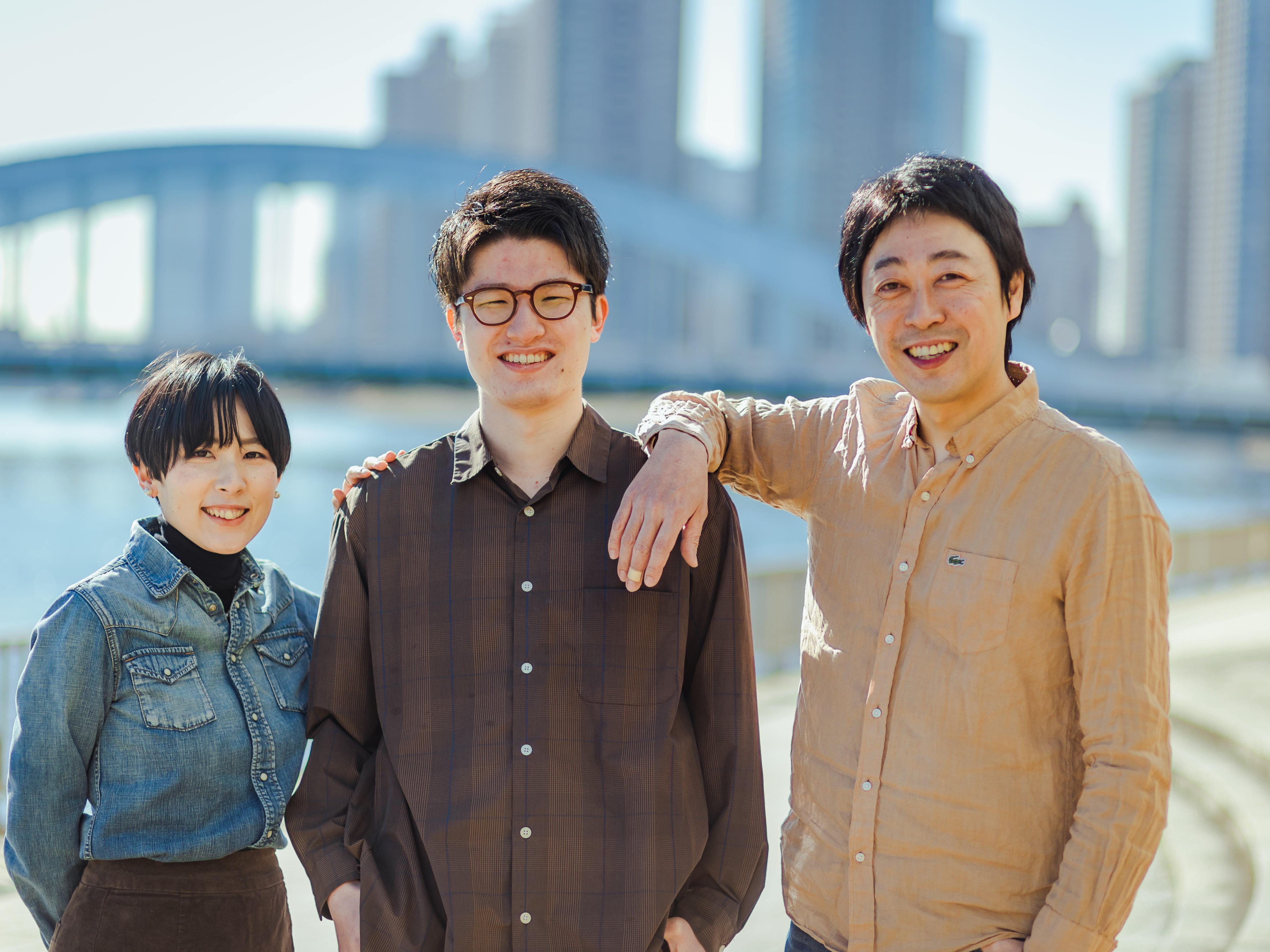 社員数は、まだ9名。役員（CEO、COO）、ビジネス推進部3名、プロダクト開発部4名、コーポレート部2名で進めています。