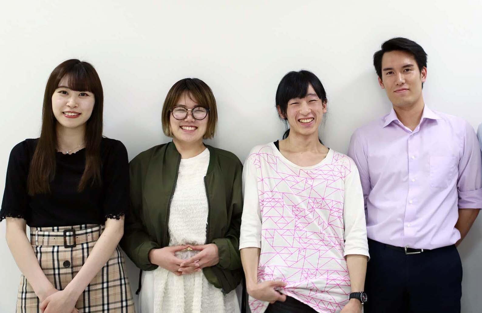 サービスは企画から開発、運用まで基本的にすべて自社で行っています。
全メンバーの半分以上が、エンジニアやデザイナーなどの「作る人」で構成されています。